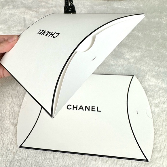 CHANEL Pillow Pack 5 NEW gift box sleeve for jewelry, beauty counter cosmetics - Picture 4 of 6